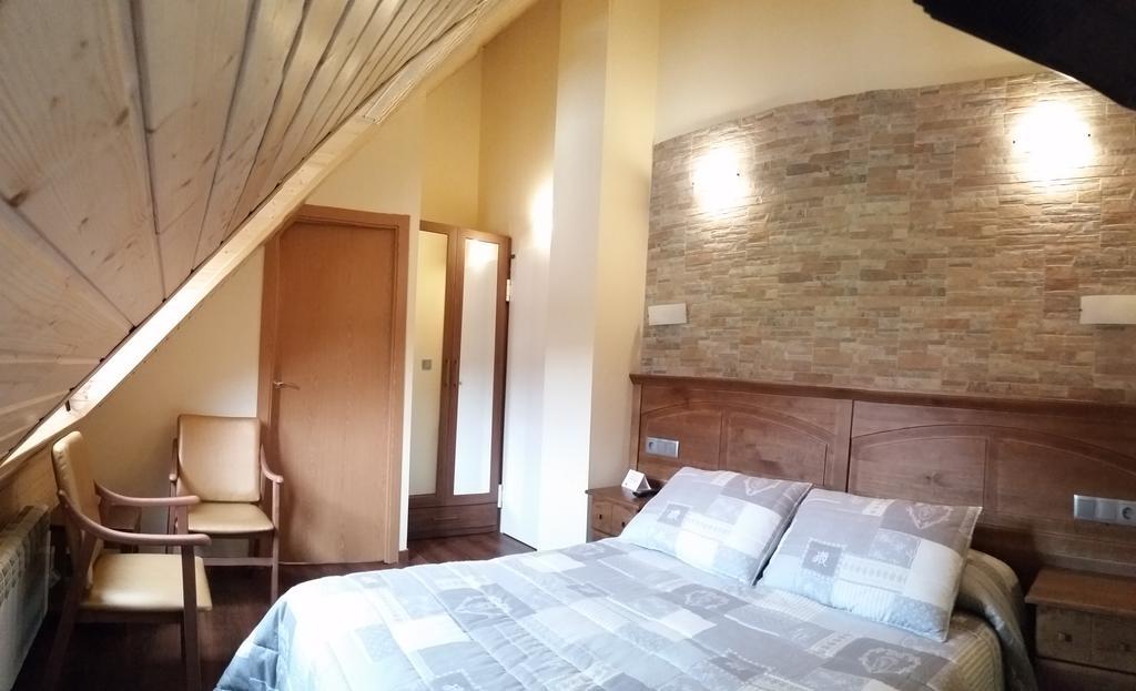 Hotel Sarao エスカリリャ エクステリア 写真