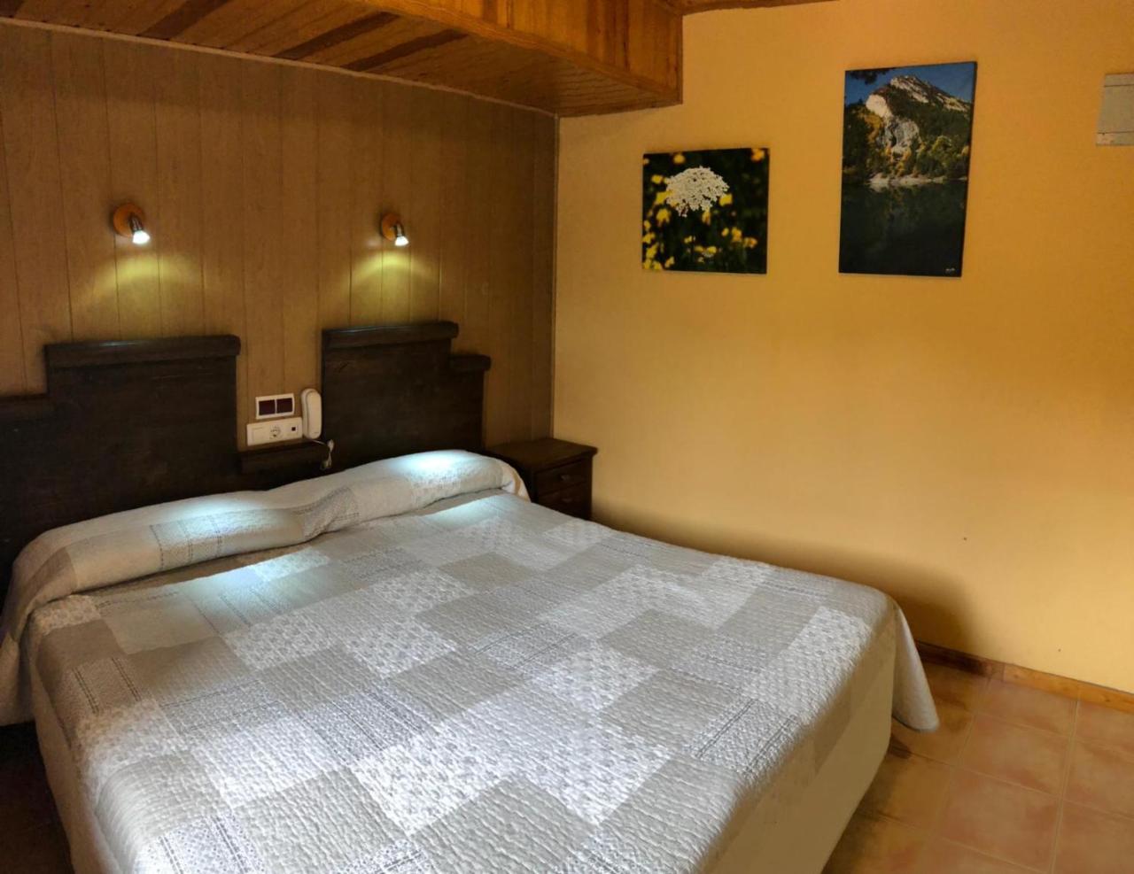 Hotel Sarao エスカリリャ エクステリア 写真