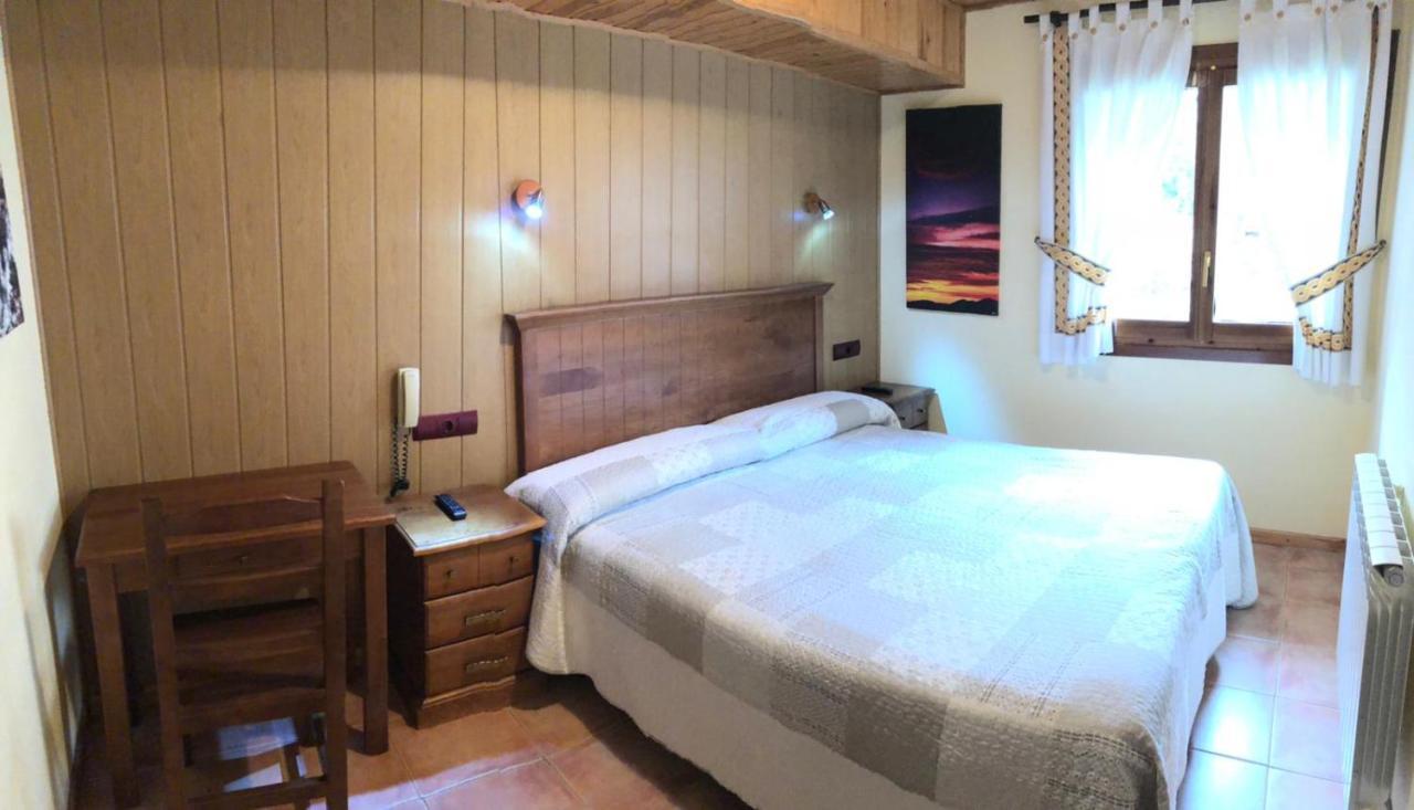 Hotel Sarao エスカリリャ エクステリア 写真