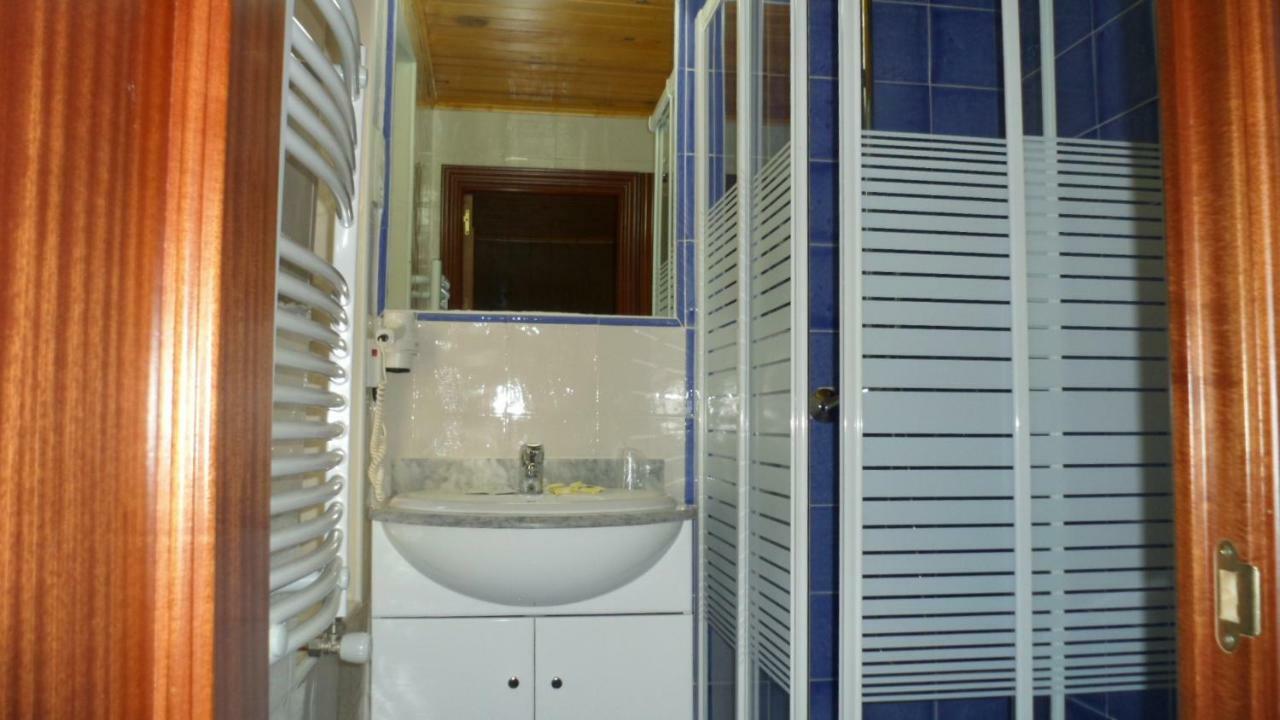 Hotel Sarao エスカリリャ 部屋 写真